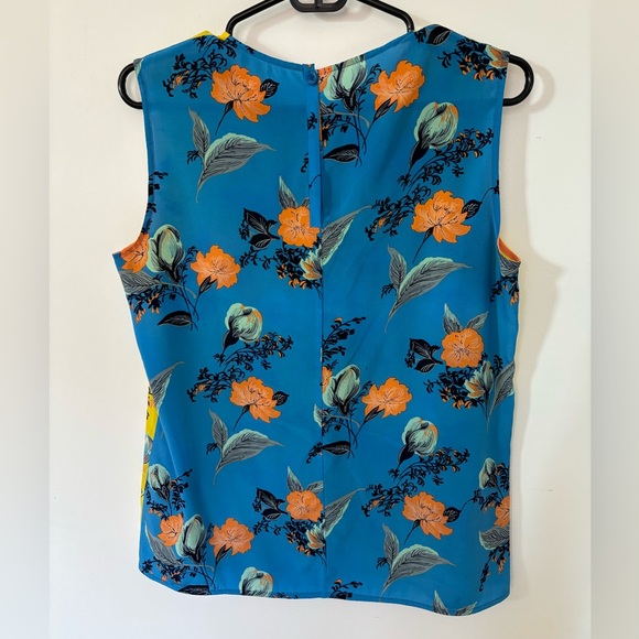 Diane von Furstenberg DVF (Jonathan Saunders) size small printed SILK top - Picture 4 of 7